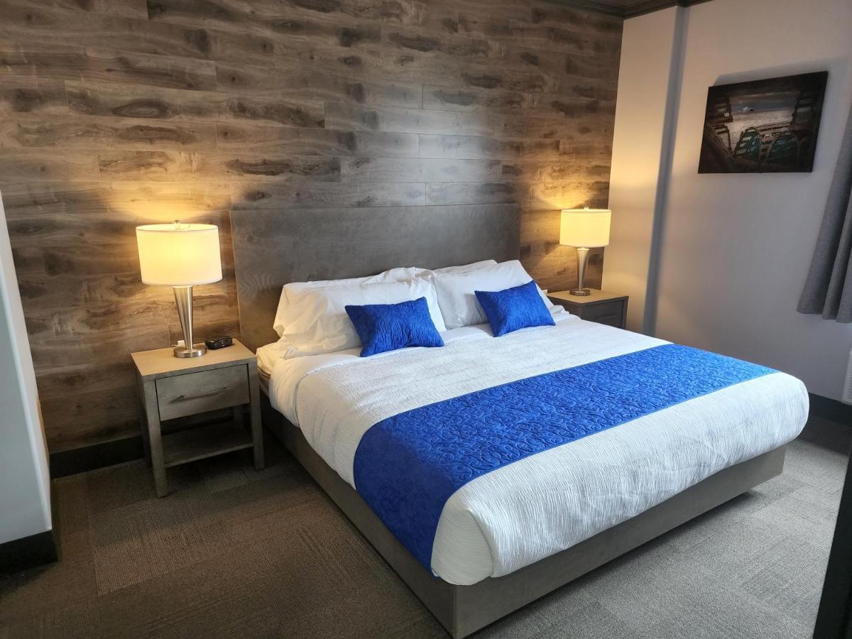 Razoolies Inn Stephenville Rom bilde