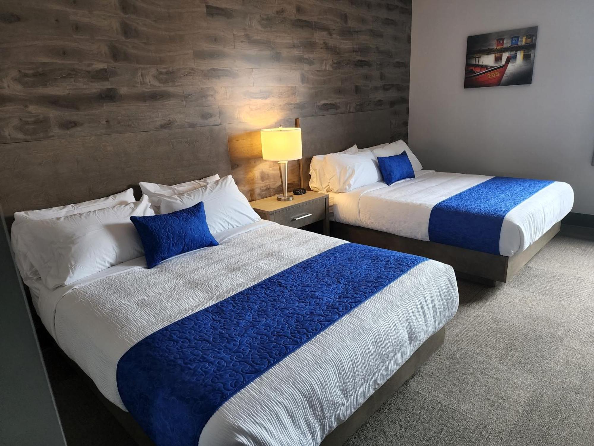 Razoolies Inn Stephenville Rom bilde