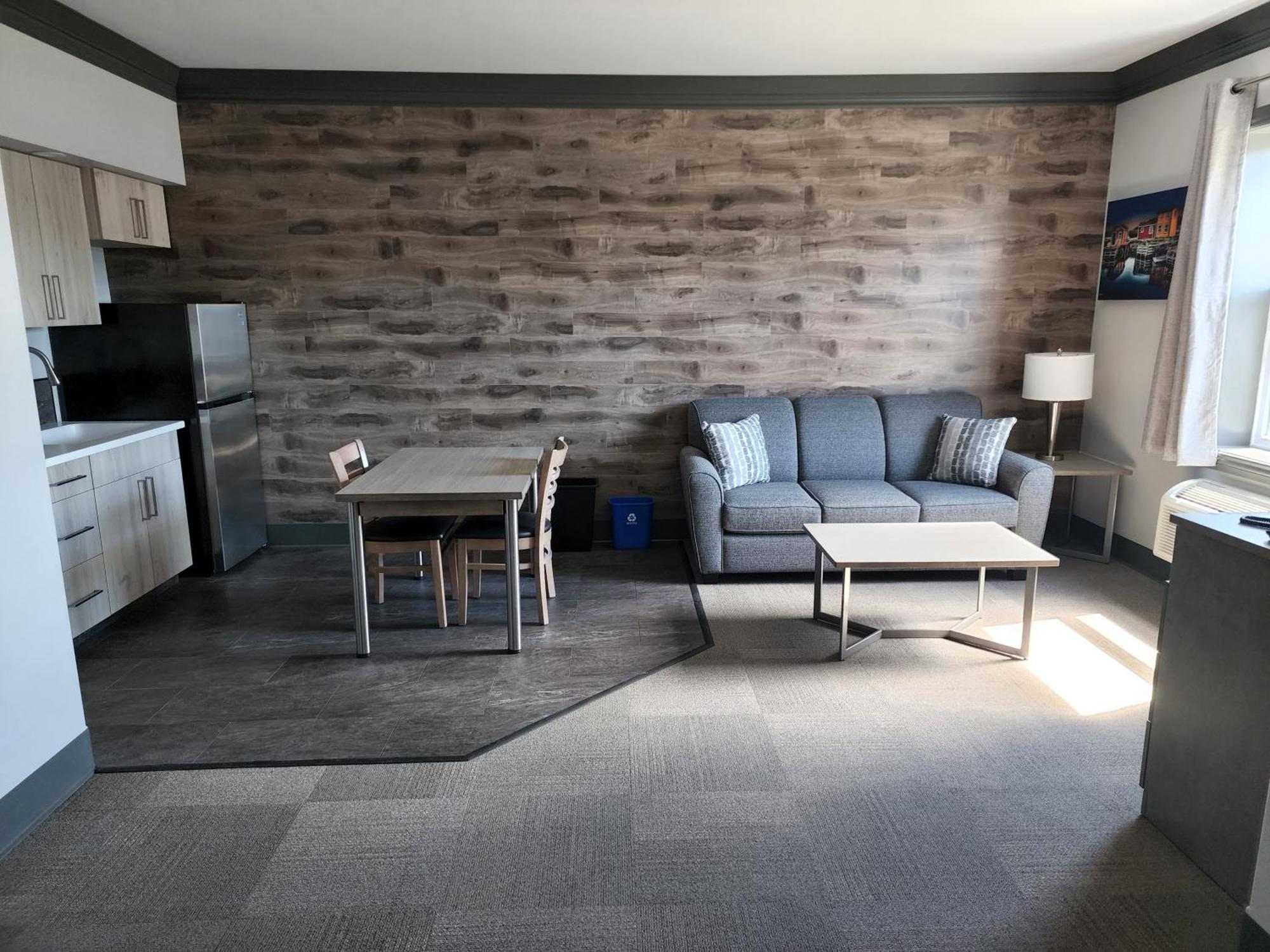 Razoolies Inn Stephenville Rom bilde